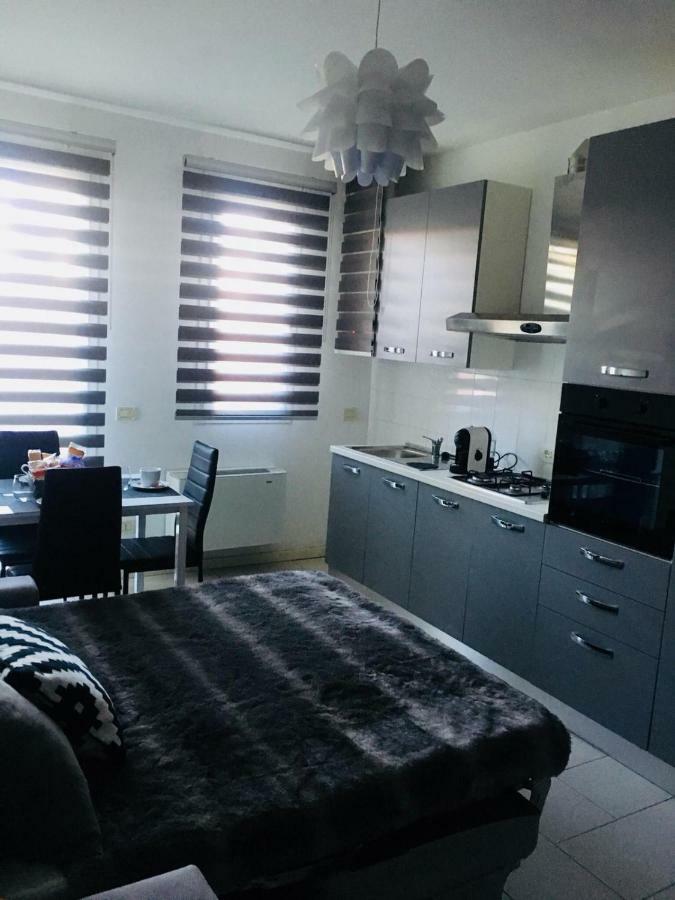 My Home Apartment 米拉 外观 照片